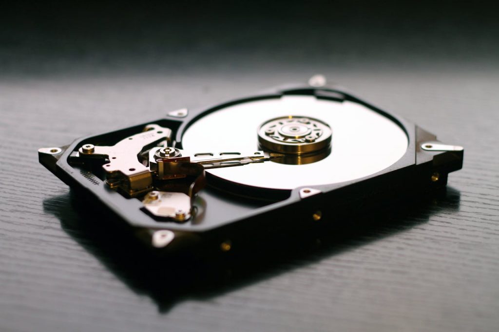 4 Considerations When Choosing A Hard Drive For Your Personal Use