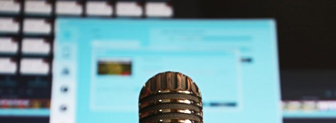 8 Simple Ways to Start a Podcast with No Audience