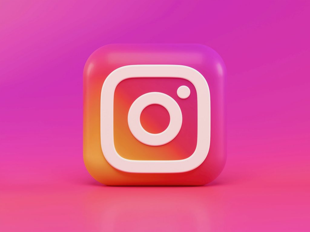 Instagram Introduces Looping Videos to Notes and Enhances Note Reply Options