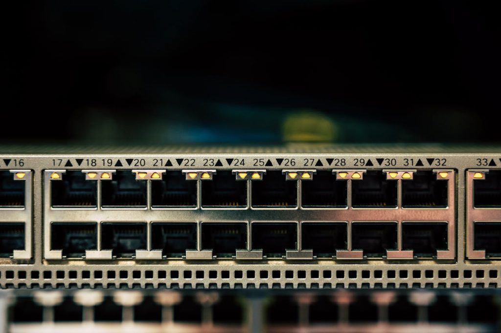 Circuit Switching vs. Packet Switching Networks: Advantages and Disadvantages 