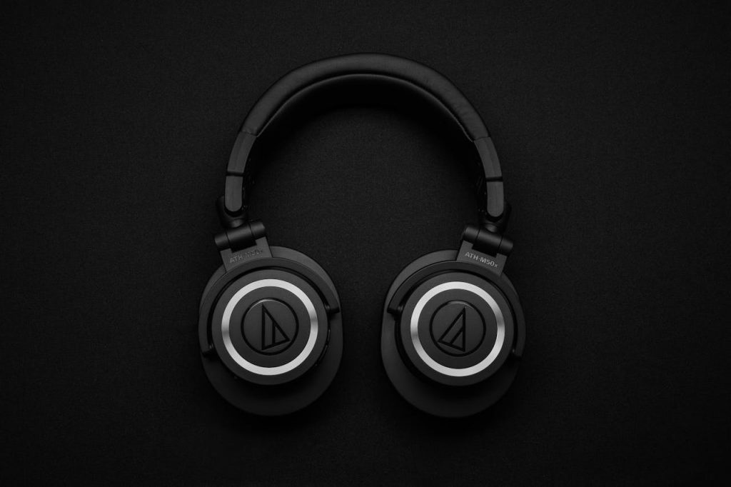 Ear (open): Nothing’s New Futuristic Headphones